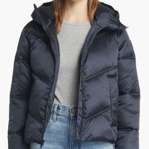 UGG Ronney Water Resistant Crop Puffer Jacket